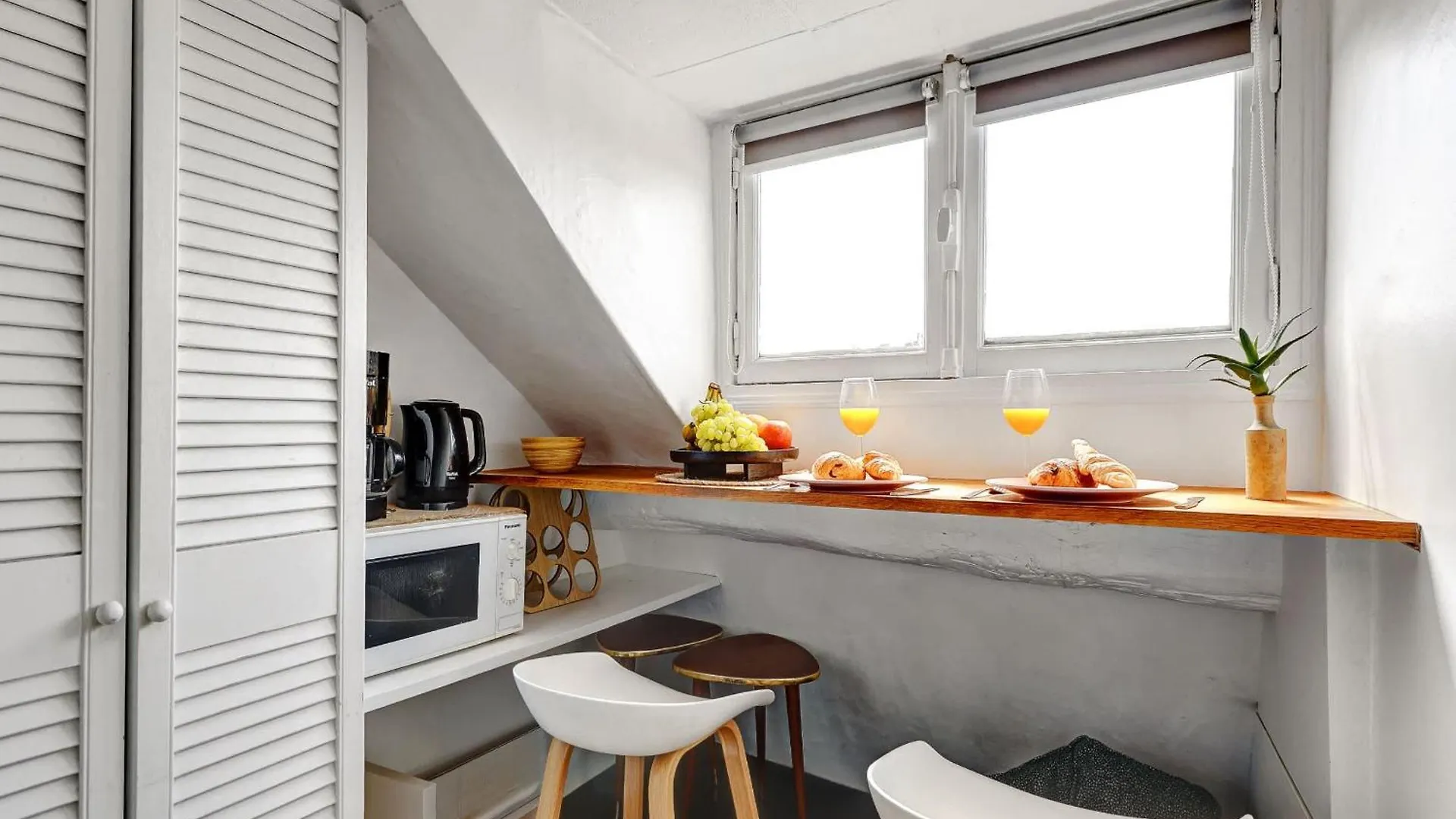 Apartamento Charming Studio Steps From Palais Royal & Montorgueil París